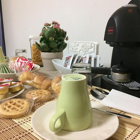Apartment For 2 In Catania, B&B Le Voci Del Mercato エクステリア 写真