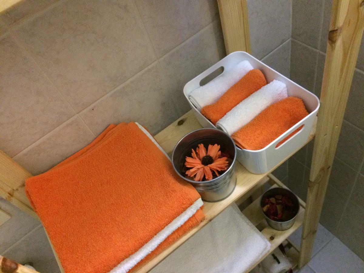 Apartment For 2 In Catania, B&B Le Voci Del Mercato エクステリア 写真